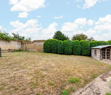 1 bedroom semi-detached house to rent - Photo 4