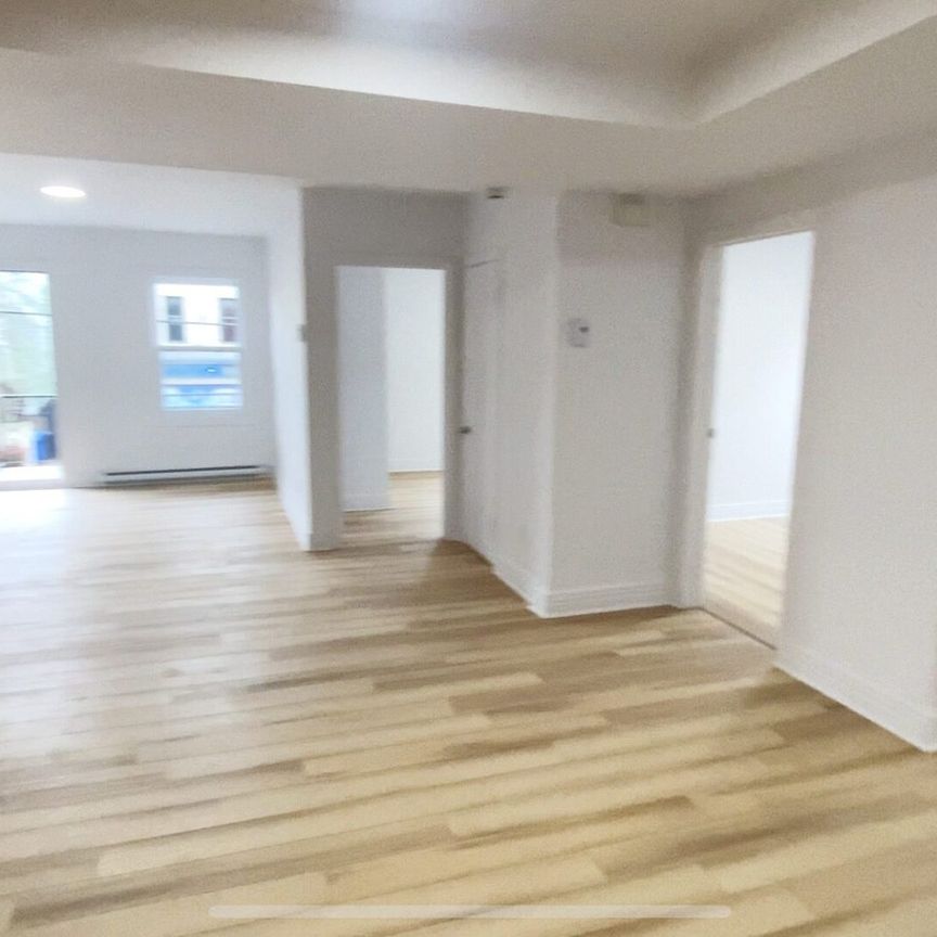 2103-5 Avenue Champlain, Shawinigan - Photo 1