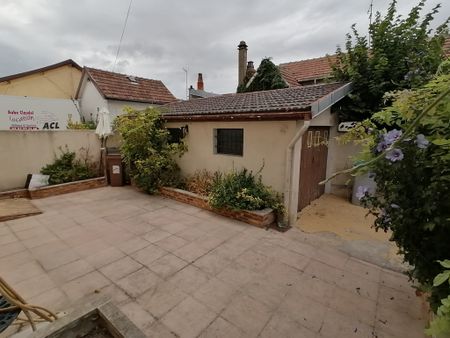 Location Maison 5 pièces 106m² STE SAVINE 10300 - Photo 5