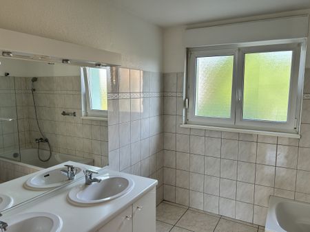Location Appartement 3 pièces 82m² RIXHEIM 68170 - Photo 3