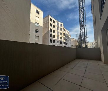 Location Appartement 2 pièces 43m² MARSEILLE 5ème - Photo 6
