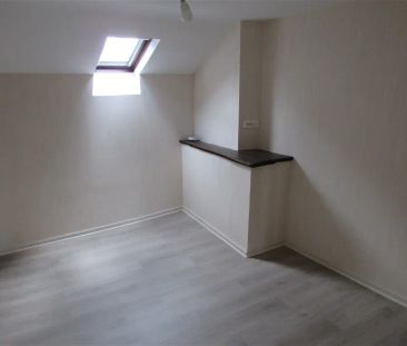 Location appartement 2 pièces - 33m² à Fougeres (35300) - Photo 1