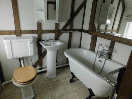 1 bedroom cottage to rent - Photo 5