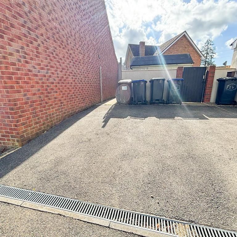 2 bedroom house to rent - Photo 1