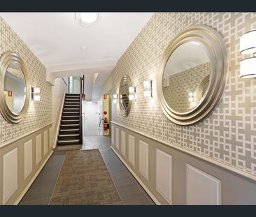 Furnished Studio Apartment in The Heart of Potts Point - Photo 3