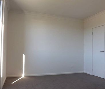 Modern Family Home in the Popular Hermitage Estate! - Photo 5