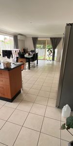 Springfield Lakes - Photo 3
