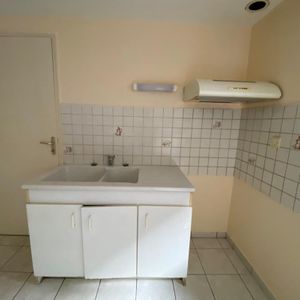 Location Appartement 3 pièces 60m² CHATEAUBRIANT 44110 - Photo 3