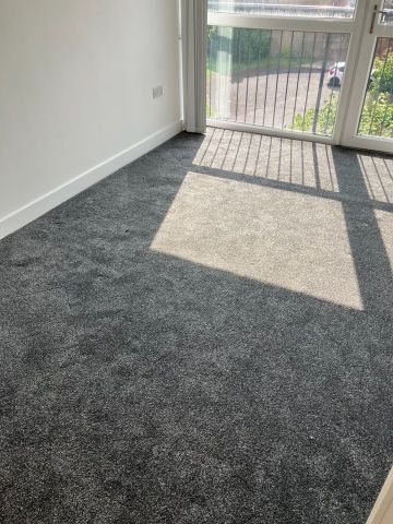 2 Bed Flat, Kirk Beston Close, LS11 - Photo 2