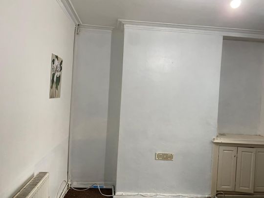 2 Bed Terraced House, Greer St, M11 - Photo 1
