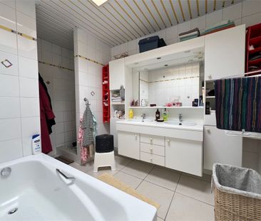 Charmante woning met 3 slaapkamers en garage - Photo 4