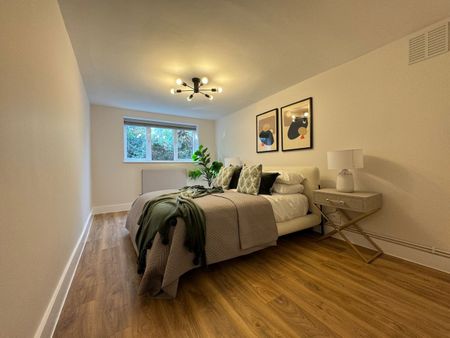 2 Bed Flat, Park Grove Road, E11 - Photo 5