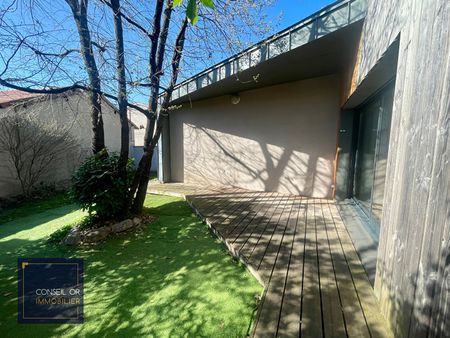 Maison contemporaine hyper centre SAINT GENIS LAVAL, - Photo 4