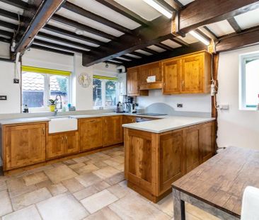 2 bedroom barn conversion to rent - Photo 5