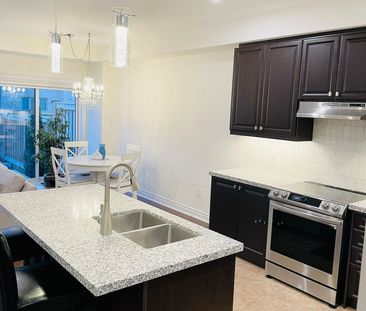 For Lease - 51 Lorne Thomas Place, New Tecumseth, Ontario - Photo 5