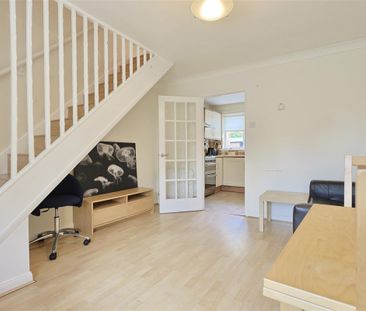 2 bedroom Terraced House to rent in Hunters Road, Spital Tongues, N... - Photo 1