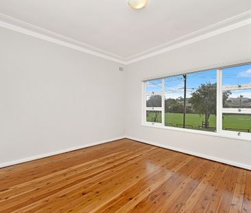 Renovated 3 Bedroom Family Home Positioned directly opposite the St... - Photo 4