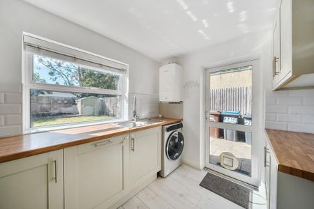 2 bedroom flat to rent - Photo 4