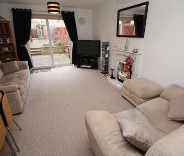 2 bedroom semi-detached house to rent - Photo 4