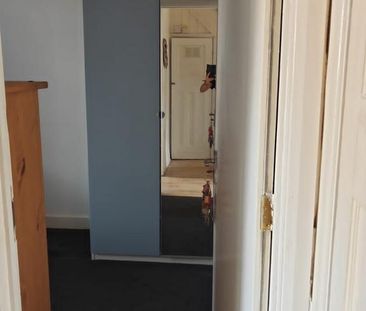 1 bedroom house of multiple occupation to rent - Photo 5