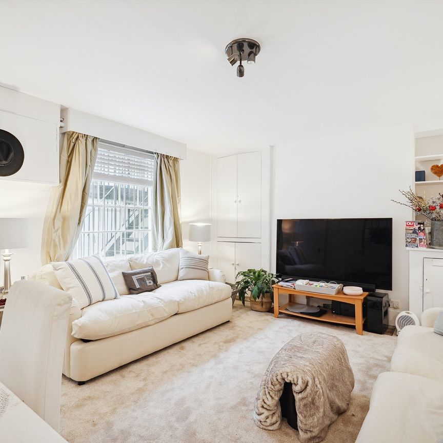 Moore Street, Chelsea, SW3, London - Photo 1