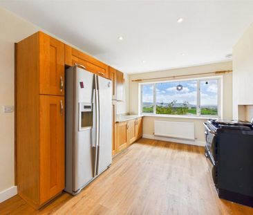 3 bedroom detached bungalow to rent - Photo 6