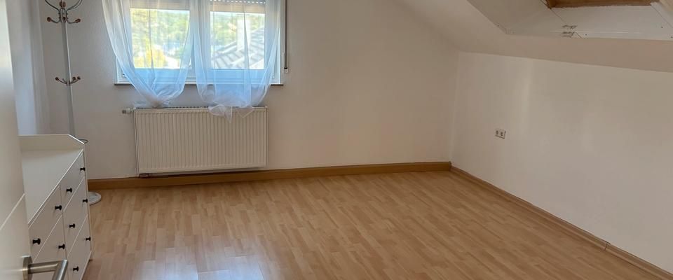 Attraktive 2-Zimmer-Dachgeschosswohnung - Photo 1