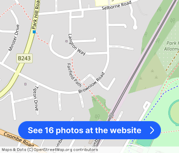 Chichele Gardens, Croydon, Surrey - Photo 1