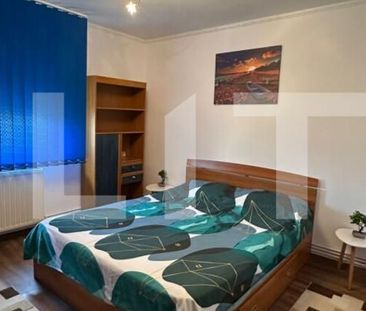 Apartament cu 2 camere, centrală termică, zona - Photo 2