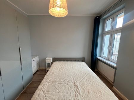 Śródmieście, 2 pok. 54 m2,balkon, pralnia, piwnica - Zdjęcie 2