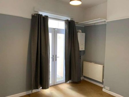 St Andrews Road, Exmouth, EX8 - Photo 2