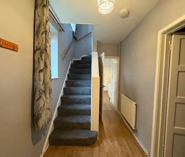 3 bedroom semi-detached house to rent - Photo 3