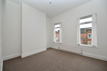24 Upper Frank Street, Belfast, BT5 4NR - Photo 4