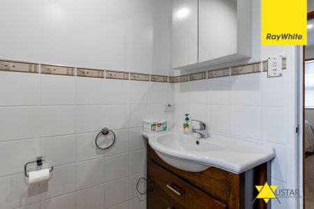 Experience the charm of this home nestled in the tranquil neighborhood of Titirangi. - Photo 3