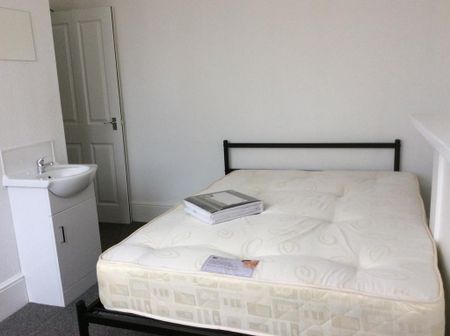 6 bedroom house to rent - Photo 4