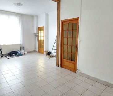 Location Maison 4 pièces 80m² CAMBRAI 59400 - Photo 6