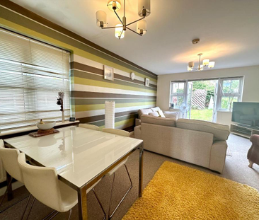 3 bedroom semi-detached house to rent - Photo 4