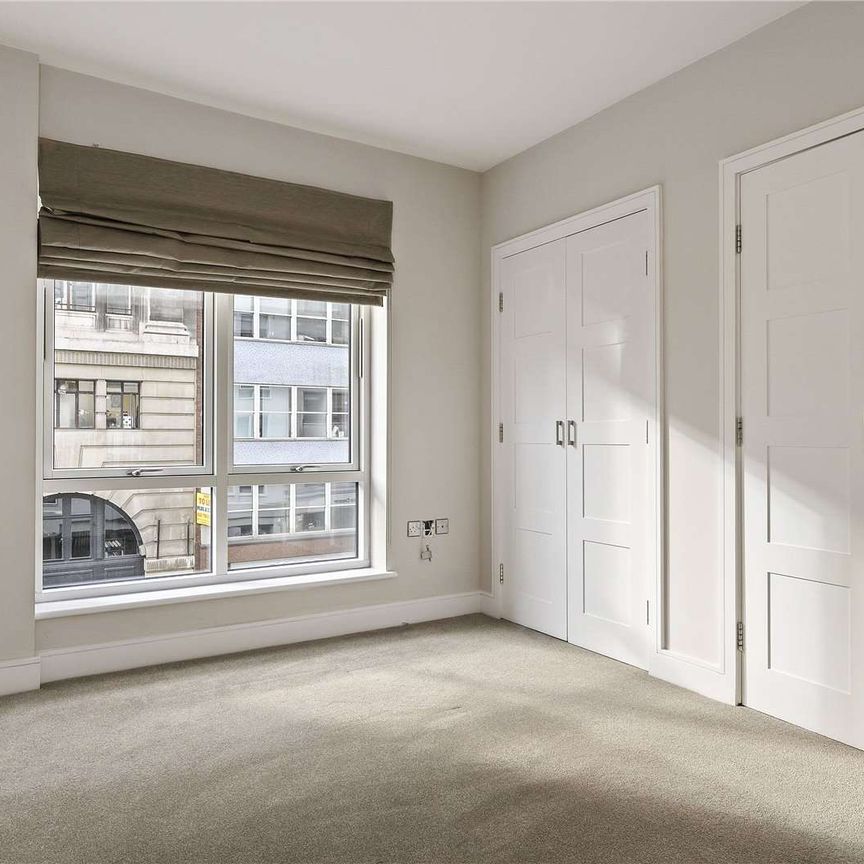 Two bedroom, two bathroom flat in Hatton Garden. - Photo 1