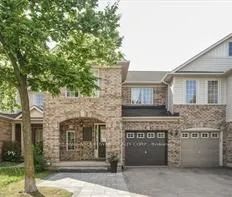 Condo Townhouse For Lease | W9248363 - Photo 1