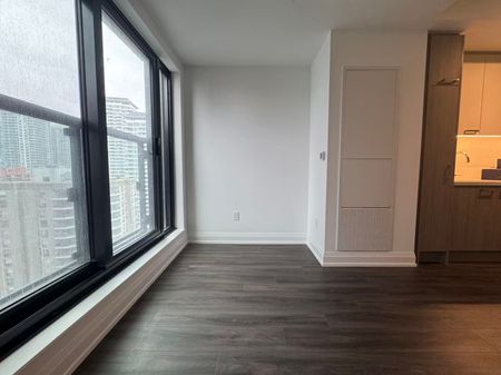 For Lease - 20 Soudan Avenue Unit# 1609, Toronto, Ontario - Photo 3