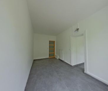 Location Appartement 2 pièces 43m² POITIERS 86000 - Photo 2