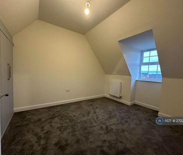 4 bedroom detached house to rent - Photo 3