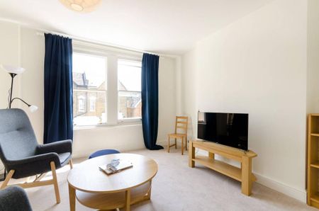 2 bedroom flat to rent - Photo 3