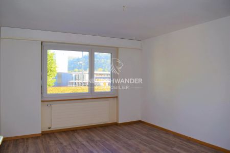 En location appartement PPE de 3.5 pièces à Porrentruy - Photo 3