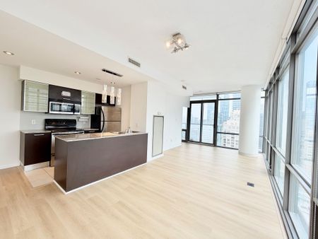 For Lease - 37 Grosvenor Street Unit# 2906, Toronto, Ontario - Photo 4