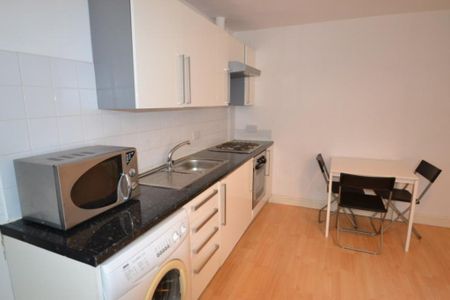1 bedroom apartment to rent - Photo 3