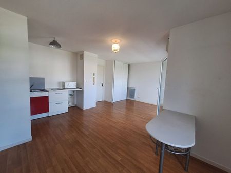 Appartement 2 pièces – 38 m² environ à Vannes (ref : 37797) - Photo 2