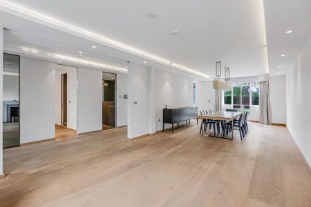 6 Bedroom House To Let - Photo 3