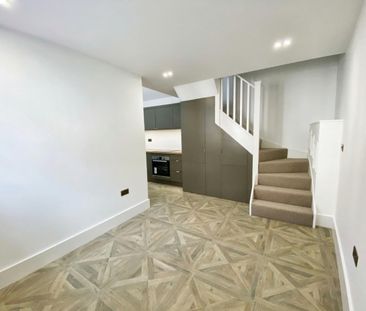 1 bedroom Flat To Let - Photo 5