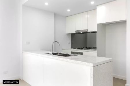 MGM MARTIN – TWO BEDROOM APARTMENT - Photo 2